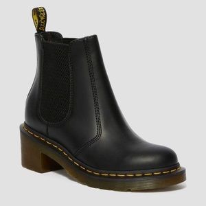 Dr Marten: CADENCE HEELED CHELSEA BOOTS